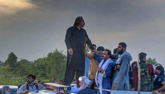 خیبر پختونخوا سے آنے والی PTI کی ریلی کو روکنے کے لیے اسلام آباد میں لاک ڈاؤن