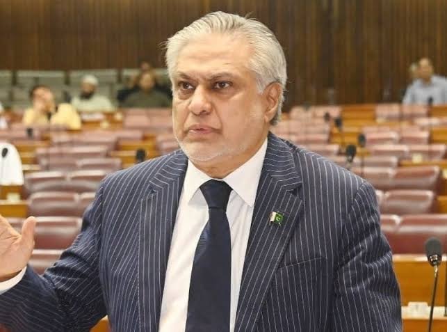 کابل سے تعلقات بہتر بنانے کے لیے وزیر خارجہ اسحاق ڈار جلد افغانستان کا دورہ کریں گے