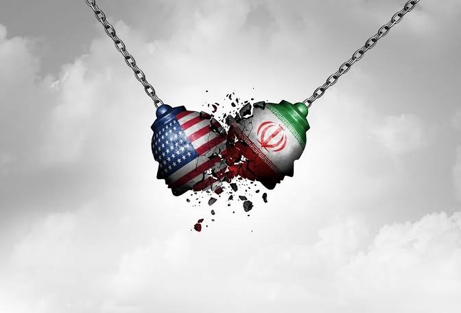 امریکہ اور ایران کے درمیان مذاکرات سے پہلے نئی پابندیاں، فضا مزید تناؤ کا شکار