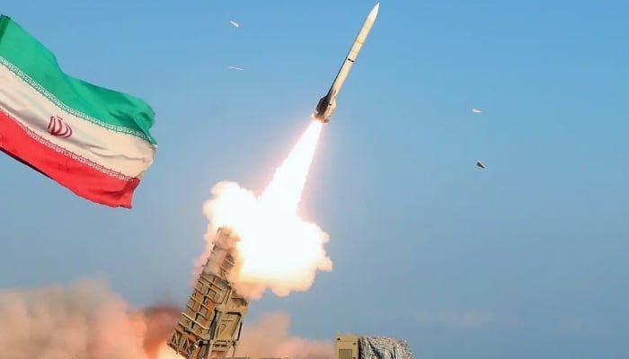 ایران کے پاس اب بھی 2000 کے قریب بیلسٹک میزائل موجود ہیں: اسرائیلی مشیر قومی سلامتی کا انکشاف