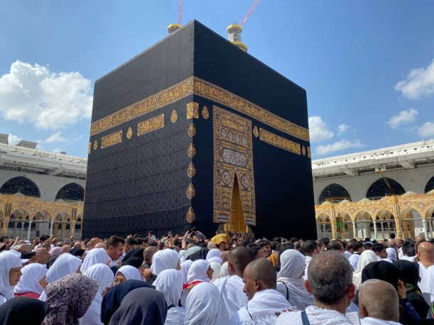 وزارت حج و عمرہ کا نیا ضابطہ: عمرہ ویزا کے لیے ہوٹل بکنگ کی تصدیق نسک مسار پلیٹ فارم پر لازمی قرار