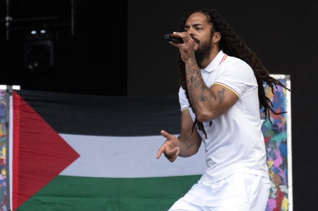 باب وائلن بینڈ کے امریکی ویزے منسوخ، فلسطینی حمایت اور سیاسی مؤقف زیرِ سوال