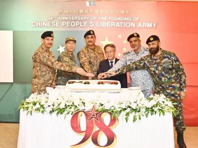 پاک چین دوستی بدلتے حالات کے باوجود ’’مضبوط اور آزمودہ‘‘ ہے: فیلڈ مارشل عاصم منیر