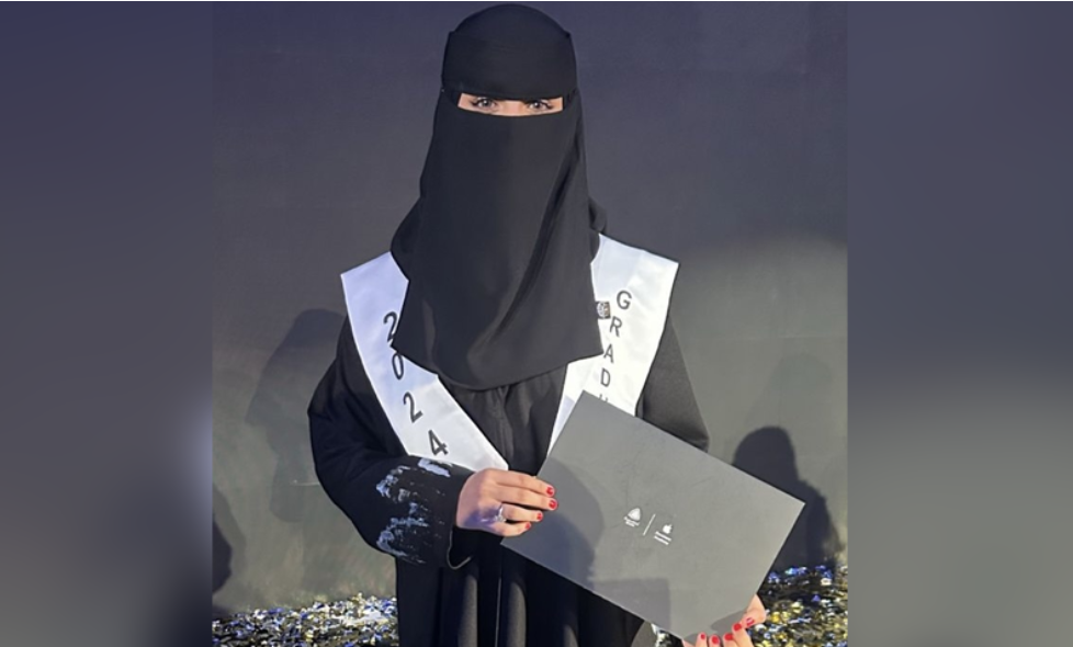 سعودی طالبہ کدی الیحیٰ نے 23 سال کی عمر میں عالمی ٹیکنالوجی میدان میں تاریخ رقم کر دی