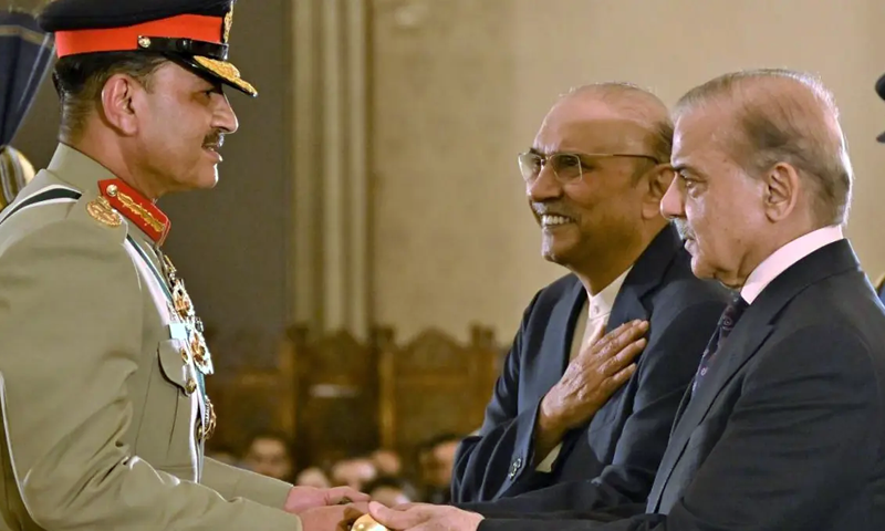 وفاقی حکومت کا27ویں آئینی ترمیم سےفیلڈمارشل عہدےکوآئینی تحفظ دینےکافیصلہ