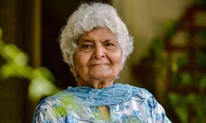 علمی وادبی دنیا کاروشن ستارہ پروفیسرڈاکٹرعارفہ سیدہ زہرالاہورمیں انتقال کرگئیں