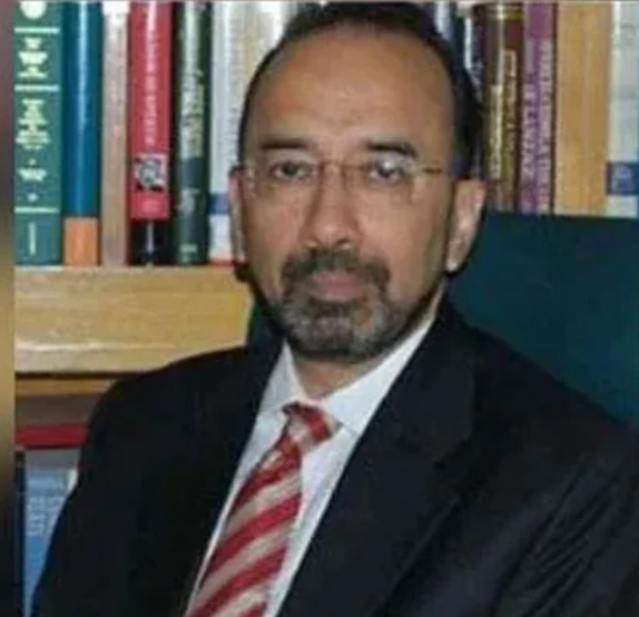 ججزکےبعدمخدوم علی خان نے بھی استعفیٰ دے دیا، لاء اینڈ جسٹس کمیشن میں بحران شدت اختیار کر گیا
