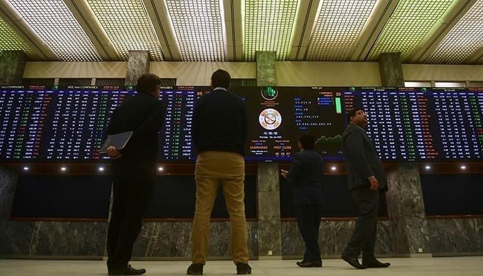 پاکستان اسٹاک ایکسچینج میں تاریخ سازتیزی، کےایس ای 100 انڈیکس ایک لاکھ 82ہزارسےتجاوز