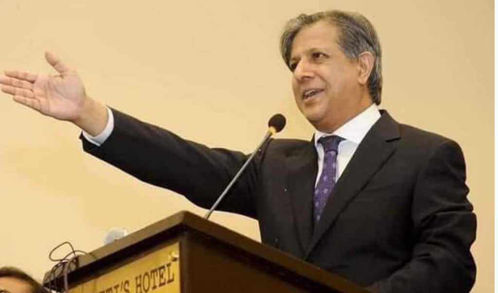 آئینی ترمیم کے بعد تیز انصاف کی راہ ہموار، ججز عوام کے محافظ ہوں: اعظم نذیر تارڑ