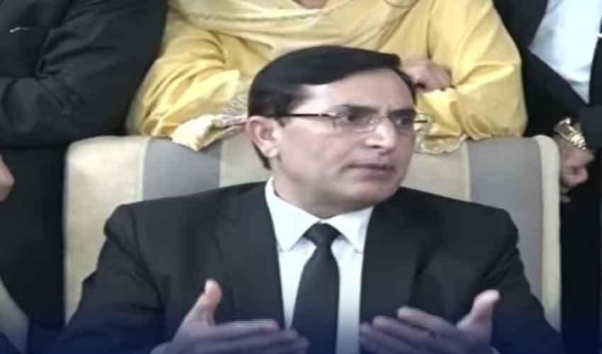 بانی پی ٹی آئی کے کیسز فوری سماعت کے لیے مقرر کیے جائیں، بیرسٹر گوہر