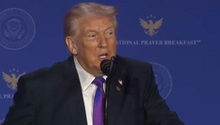 ٹرمپ کی ایران سے مذاکرات کی تصدیق، حملے سے گریز کا اشارہ