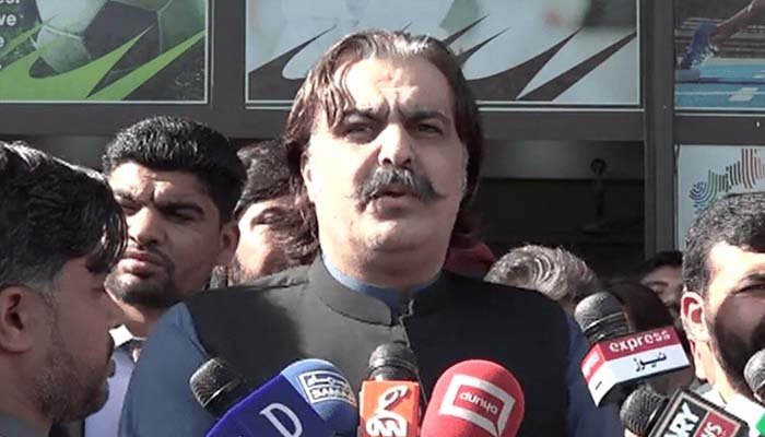 مقبولیت کےباوجودعمران خان کورہانہ کرا سکے،علی امین گنڈاپورکااعتراف