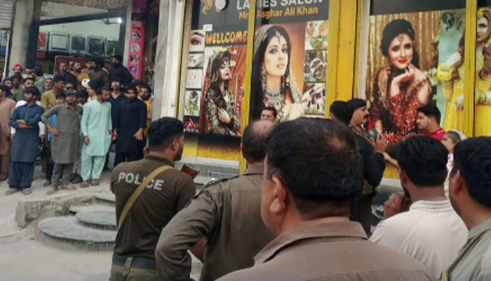 لودھراں میں شادی سےایک گھنٹہ قبل لڑکی قتل، نمازِ جنازہ ادا